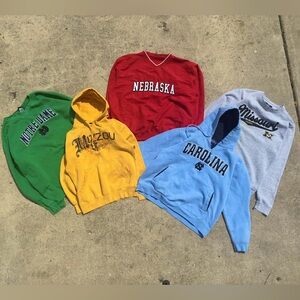 COLLEGE HOODIE DROP📕📗📘